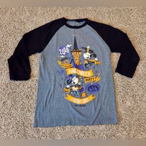 Women’s Size Small Disney Mickey’s Not So Scary Halloween Party T Shirt 2018